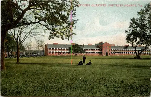 Fortress Monroe - Officers Quarters -79342