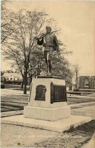 Milford - World War Monument -79450