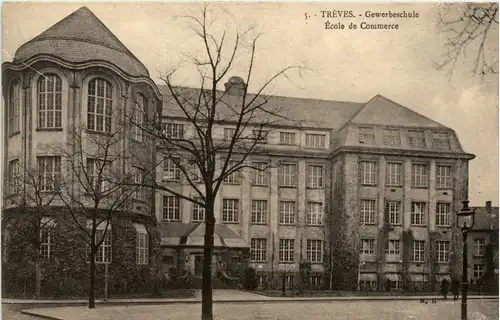 Treves, Regierungsgebäude -358222