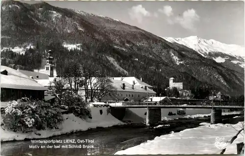 Lienz, Motiv an der isel mit Schloss Bruck -358364