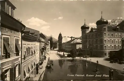 Lienz, Kaiser Josef Platz -359044