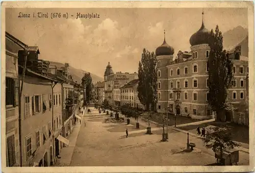 Lienz, Hauptplatz -359092