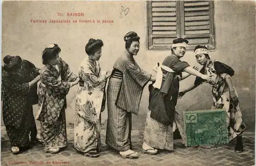 Saigon - Femmes Japonaises se livrant -80510