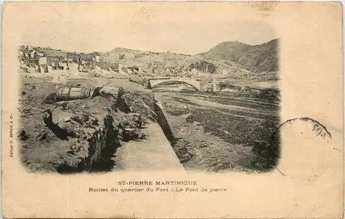 Martinique - St. Pierre - Ruines du quartier du Fort -81816