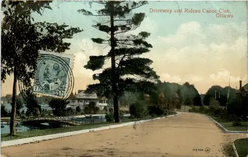 Ottawa - Driveway - Canada -81220