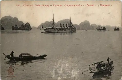 Tonkin - Baie d Along -80042