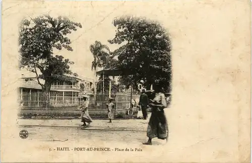 Port-au-Prince - Place de la Paix - Haiti -81724