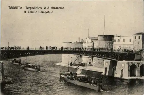 Taranto - Torpediniere OS arrtaverso -429450