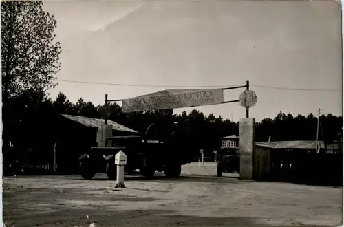Camp de Tanais - Le Parc Auto -430544