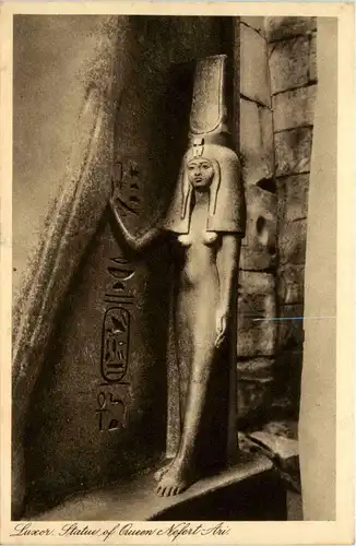 Luxor - Statue of Queen Nefert Ari -432334