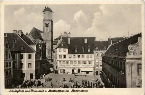 Bayern/Memmingen - Marktplatz mit Harmonie und Martinsturm -335170