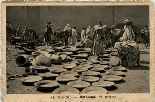 Maroc - Marchands de poterie -434354
