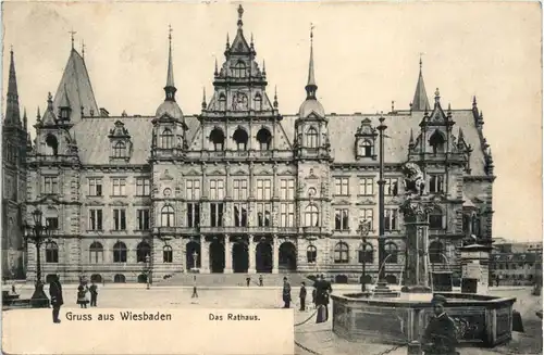 Wiesbaden, Das Rathaus -359964