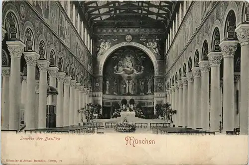 München, Inneres der Basilika -359460