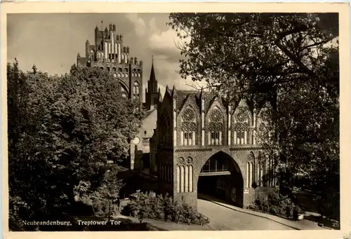 Neubrandenburg i. M., Treptower Tor -360650