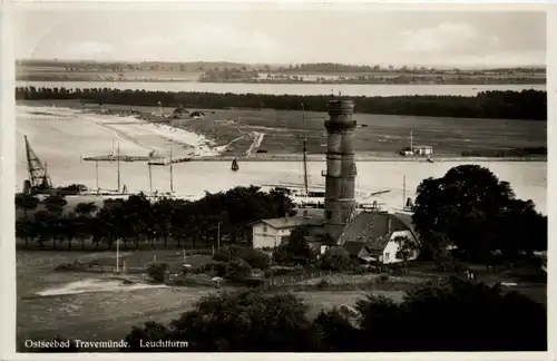 Travemünde , Leuchtturm -360776