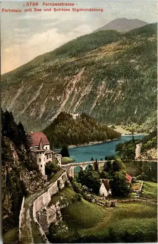 Fernstein mit See und Schloss Sigmundsburg -360194