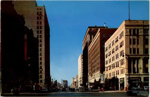 Louisville - Broadway -436068