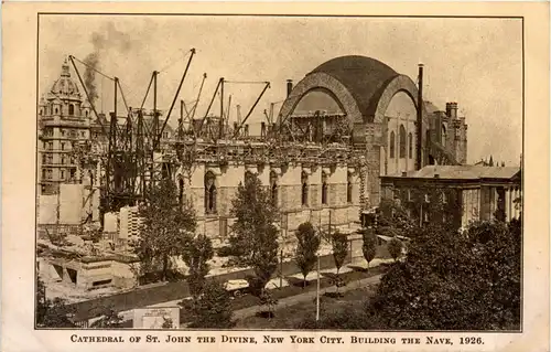 New York - Building the Nave - Cathedral of St. John -436512