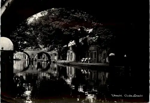 Utrecht - Oude Gracht -437332