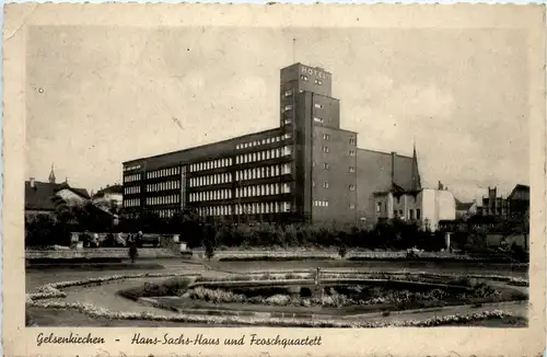 Gelsenkirchen - Hans-Sachs-Haus und Froschquartett -438052