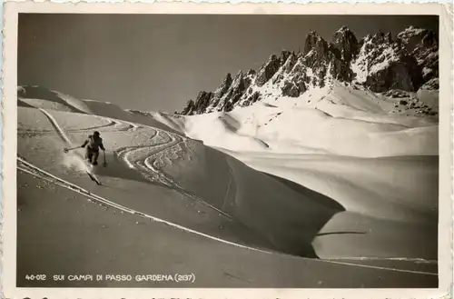 Sui Campi di Passo Gardena - Ski -439042