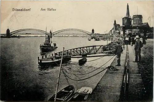 Düsseldorf - Am Hafen -438190