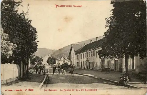 Plainfaing - La Route du Col du Bonhomme -411148