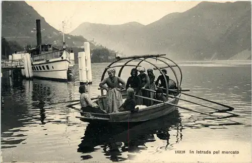 In Istrada pel meercato -439176