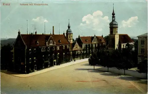 Riesa - Rathaus mit Klosterkirche -440236