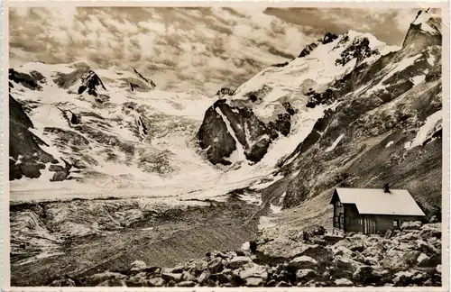 Boval Hütte -439710