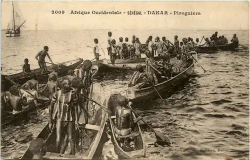 Senegal - Dakar - Piroguirs -443244