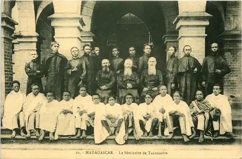 Madagascar - Le Seminaire de Tananarive -443474