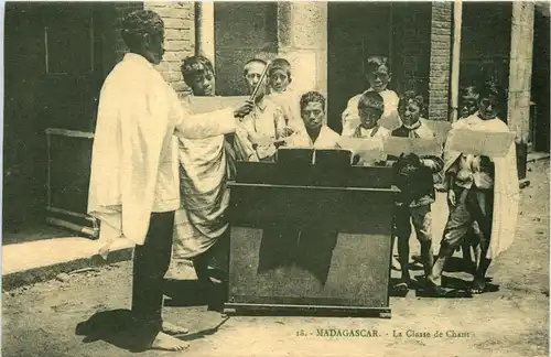 Madagascar - La Classe de Chant -443484