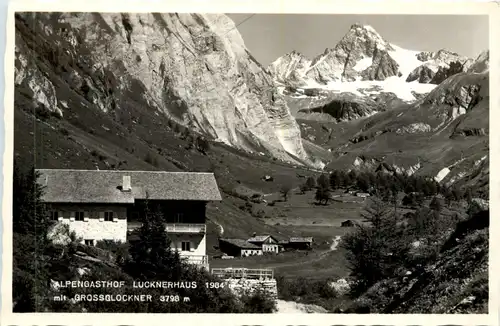 Osttirol, Alpengasthof Lucknerhaus mit Grossglockner -350826