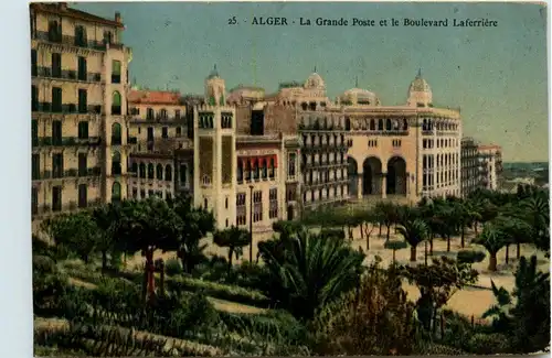 Alger, La Grande Poste et la Boulevard laferriere -362312