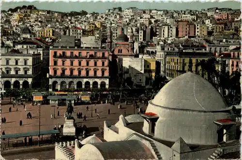 Alger, Place du Gouvernement et la Casbah -361896