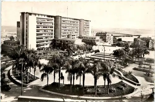 Alger, Bureaux du Gouvernement General et ses Jardins -361844