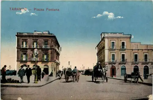 Taranto - Piazza Fontana -443694
