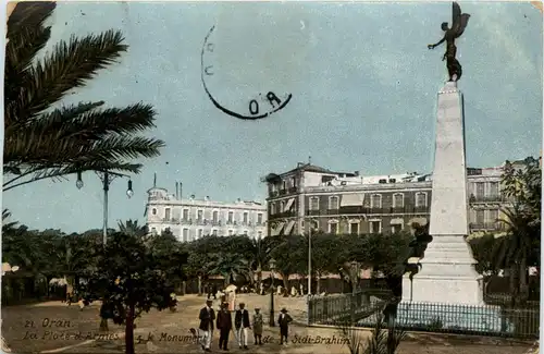 Oran, La Place dÀrmes, Monument de Sidi-Brahim -362504