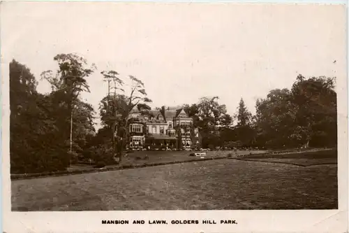 Mansion an Lawn - Golders Hill Park -444384