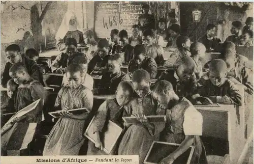 Mission d Afrique - Pendant la lecon -444594