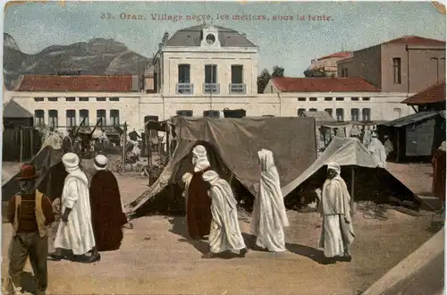 Oran, Village negre, les metieus, Bous la tente -363384