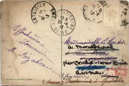 Un marabout dans l oasis -445658