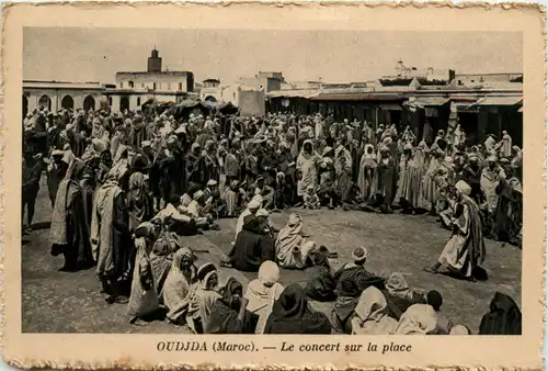 Oudja - Le cancert sur la place -447172