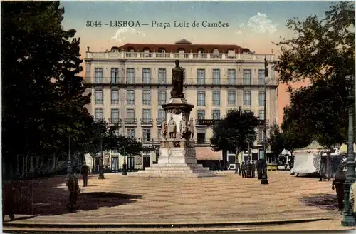 Lisboa - Praca Luiz de Camoes -447288