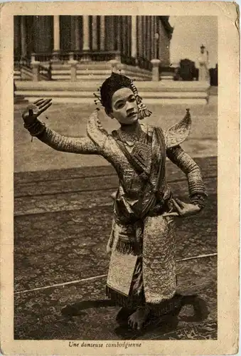 Cambodia - danseuse -446106