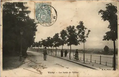 Vichy, Les bords de IÀllier -363832