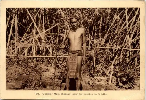 Guerrier Mois chassant -446380