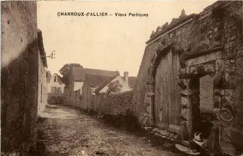 Charroux d Allier, Vieux Portiques -364558